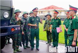 Quân khu kiểm tra công tác sẵn sàng chiến đấu tại Lữ đoàn Pháo binh 382